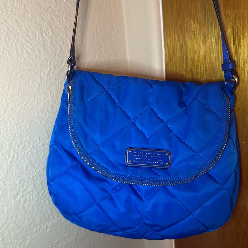Marc Jacobs Quilted Nylon Messenger bag. Electric Blue GUC